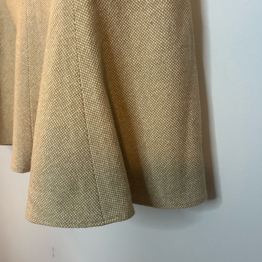 Banana Republic Retro Camel Wool skirt fit and flare women’s size 6 - Picture 6 of 7